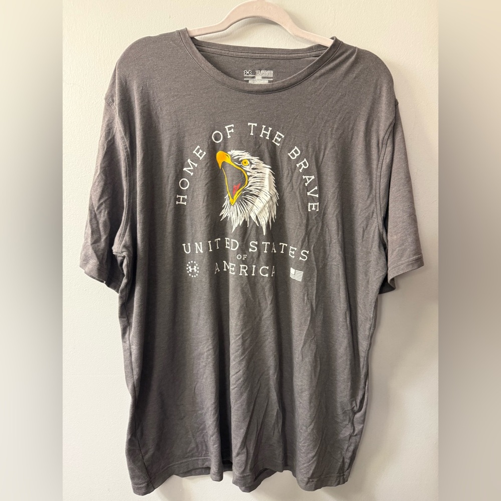 Home of The Brave Under Armour Mens Graphic T-Shirt Gray Loose Fit Crew Neck 2XL